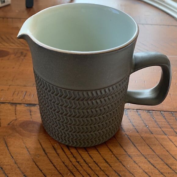 DENBY Camelot Green Vintage Mid Century Cream Pitcher Made in England‎ - Picture 1 of 5